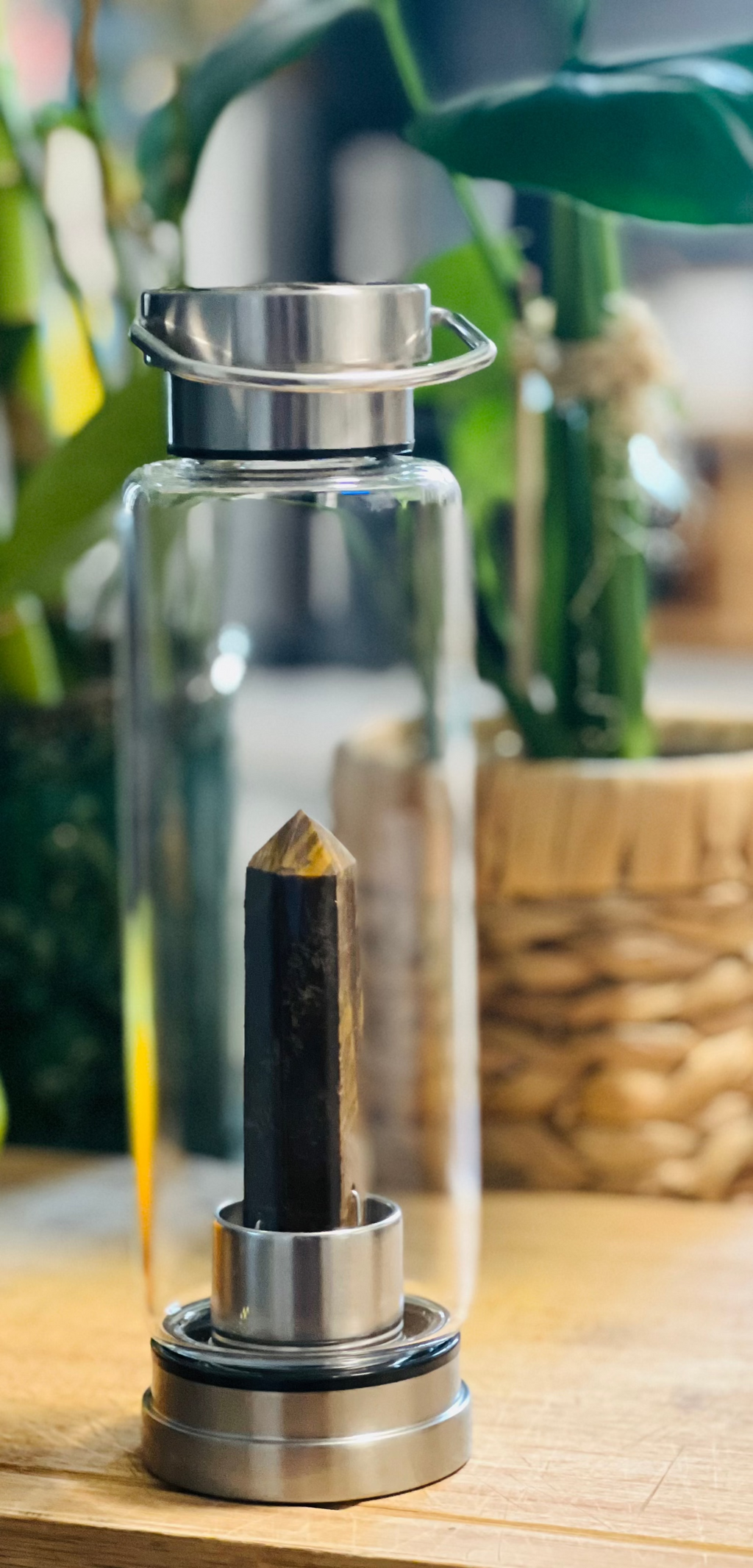 Smoky Quartz – Stress relief &amp; detoxification Crystal Water Bottle