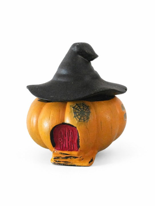 Mystic_Cottage_Concrete_Candle