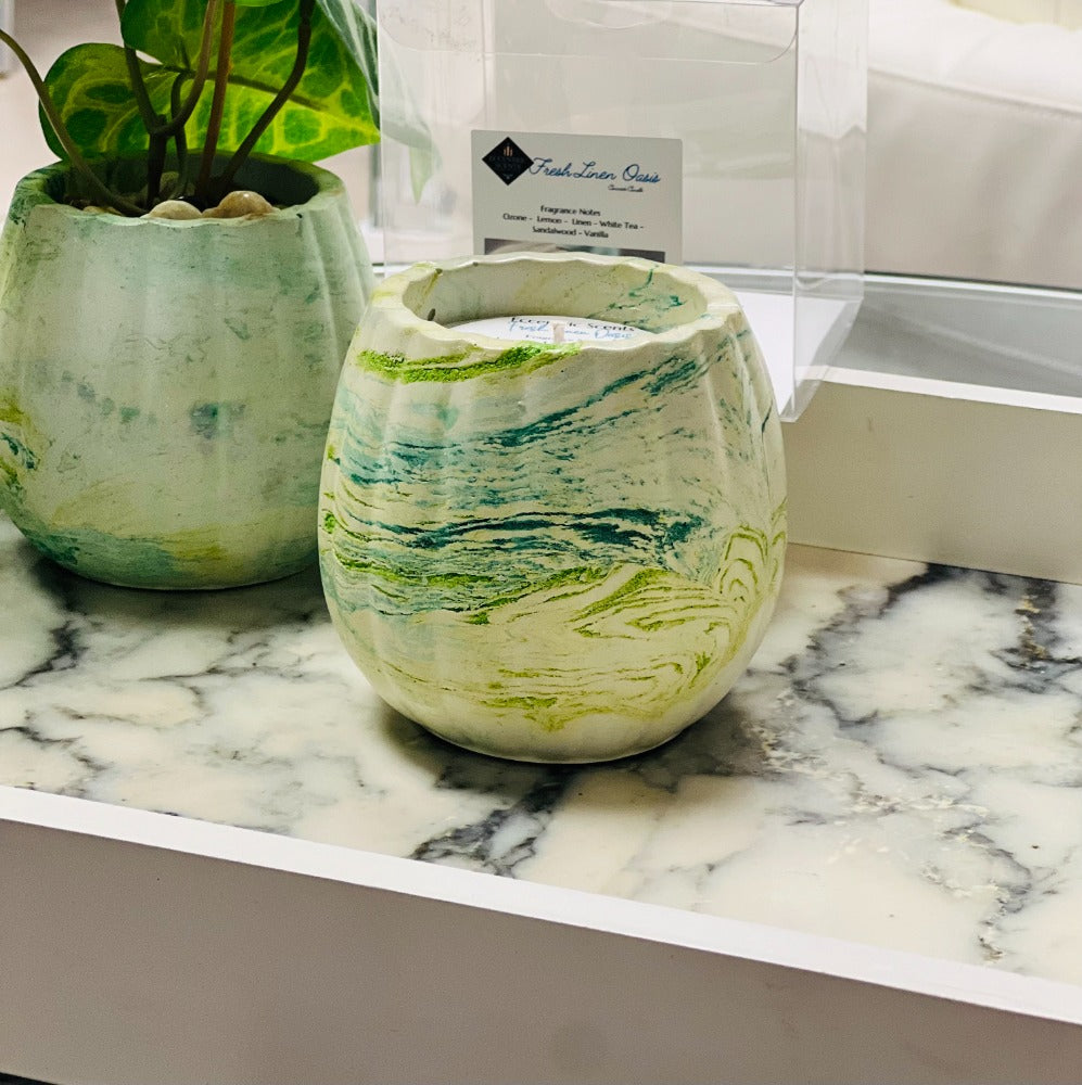 Fresh Linen Oasis Concrete Candle - Eccentric Scents 