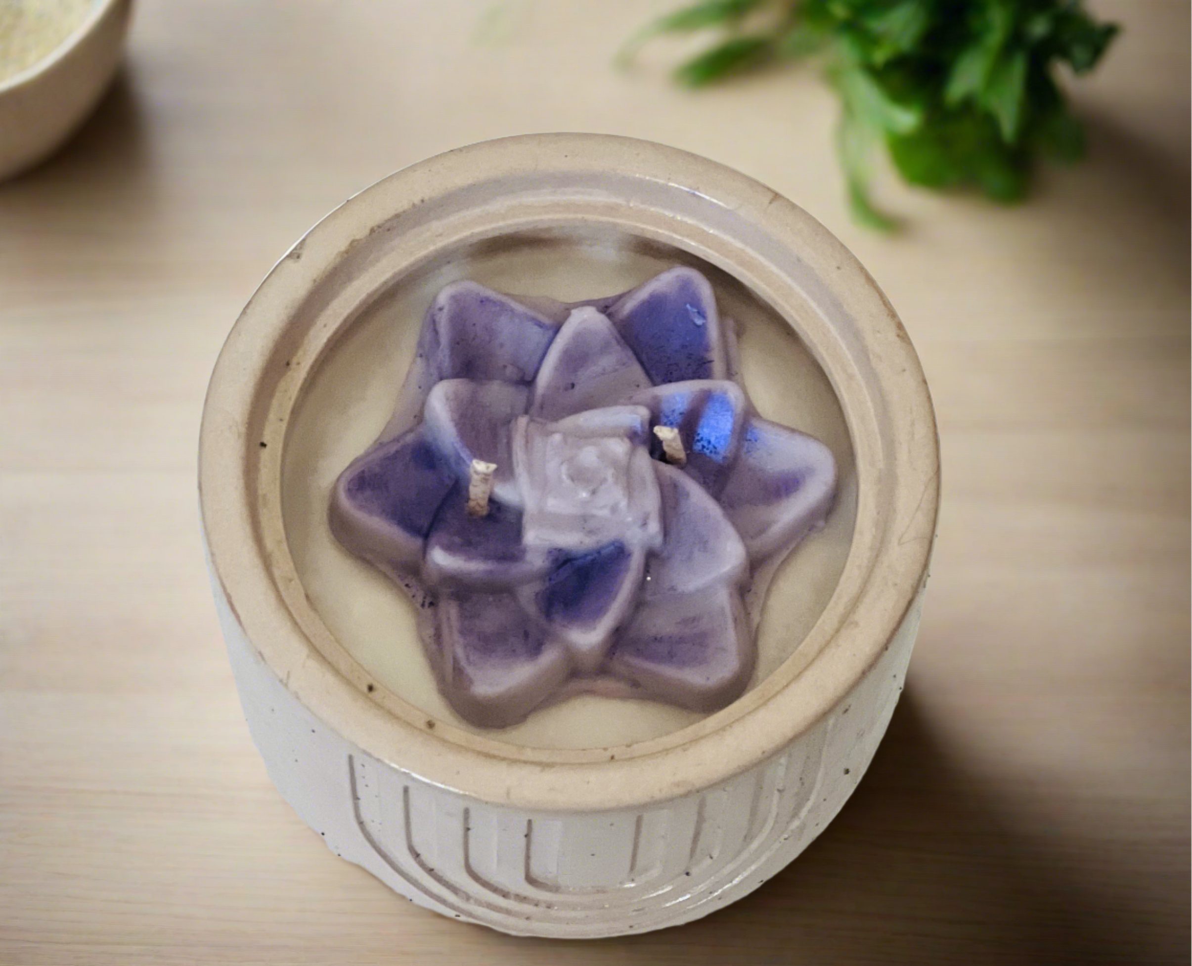 Lavender Noir - Eccentric Scents 
