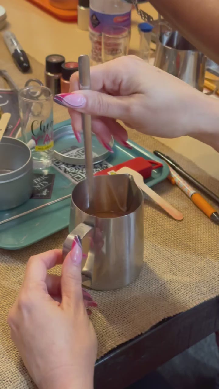 candle making stiring