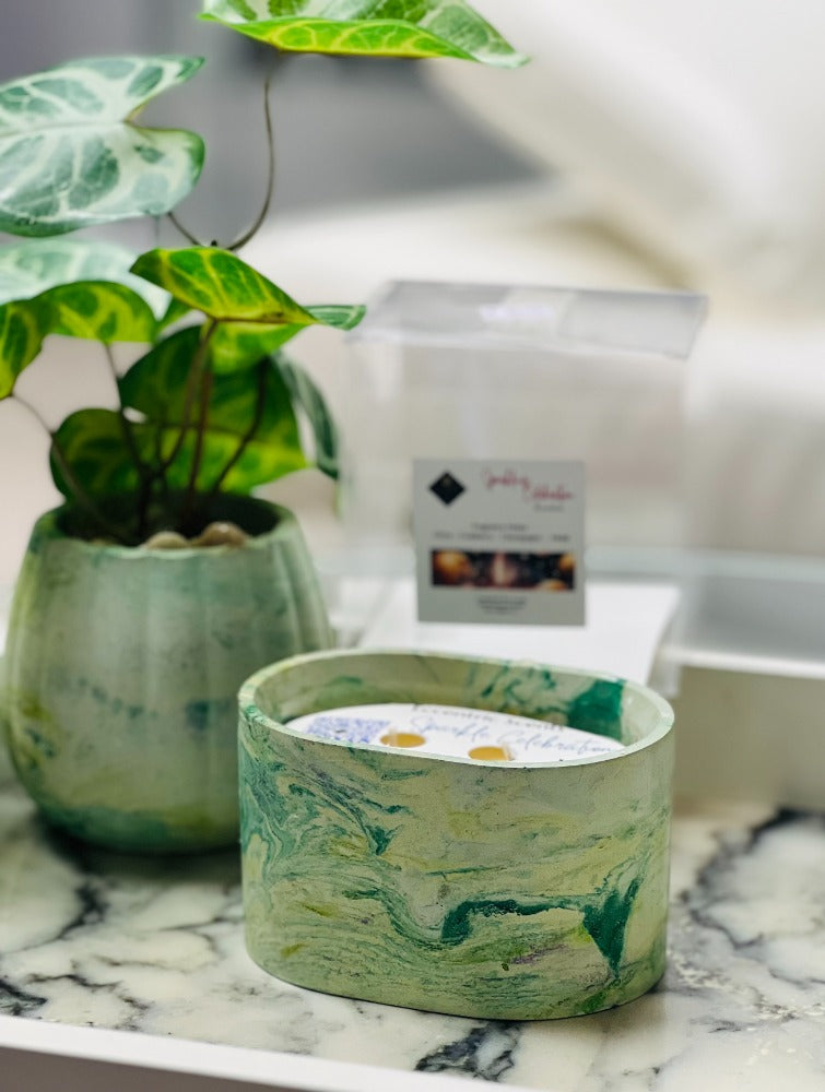 Sparkling Celebration Concrete Candle - Eccentric Scents 